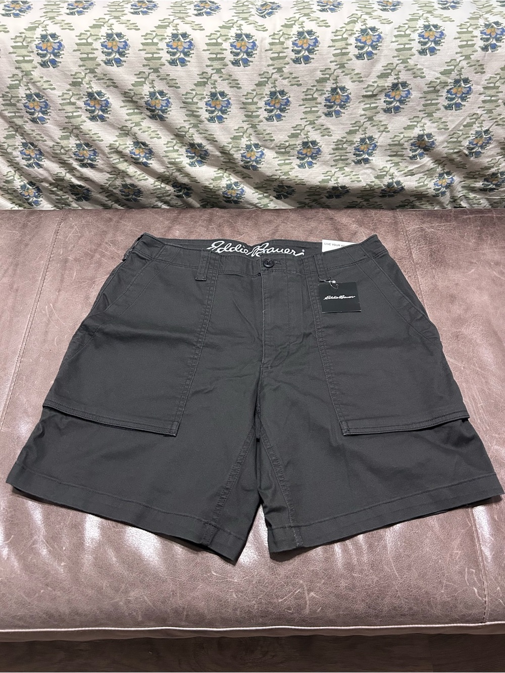 Eddie Bauer Men's Cargo Shorts — Charcoal Gray